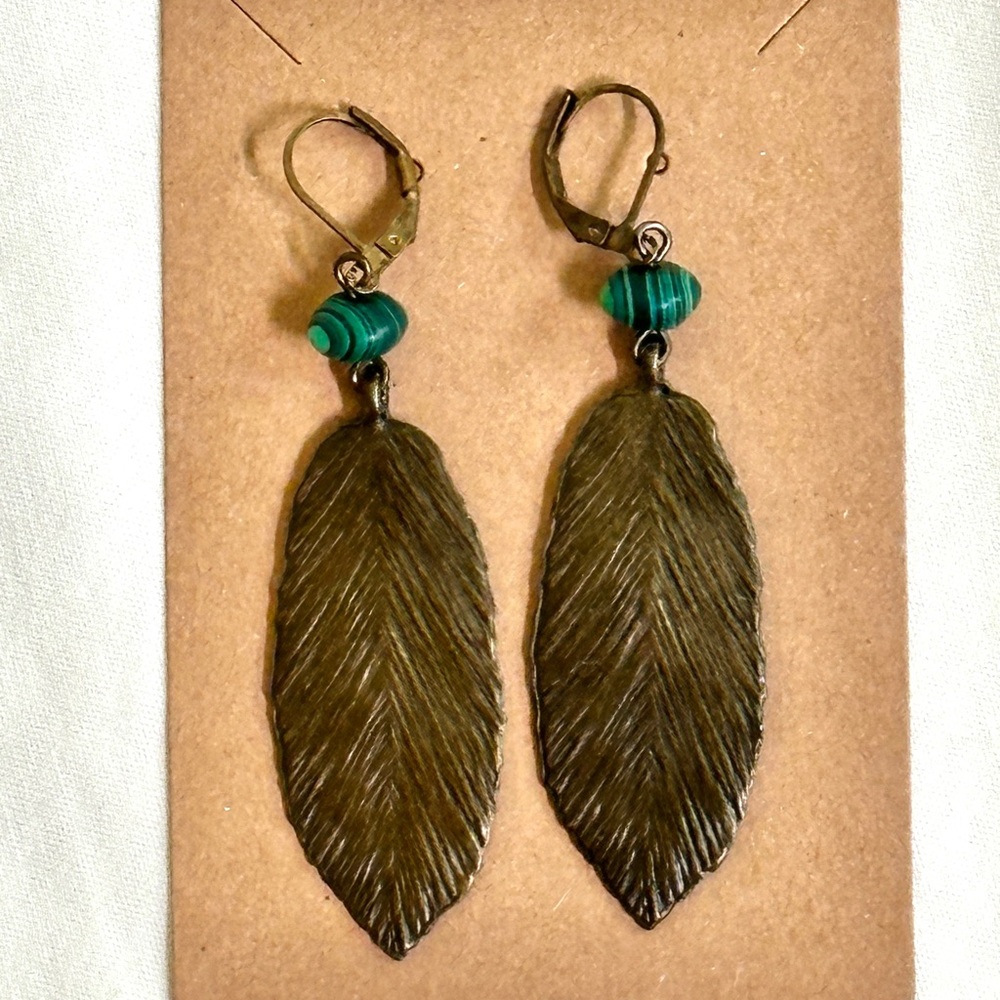 MALACHITE & METAL EARRINGS